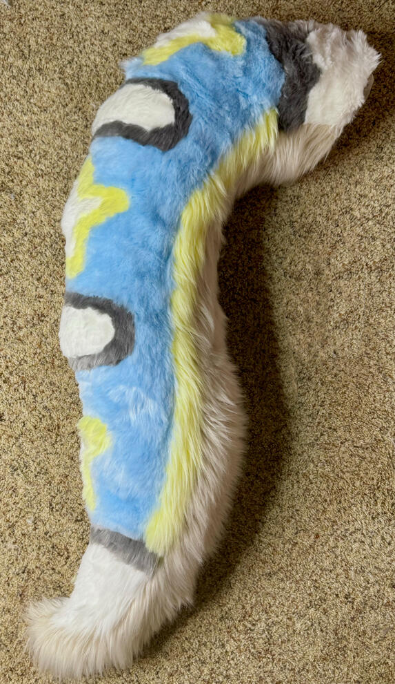 Head in the Clouds Tail